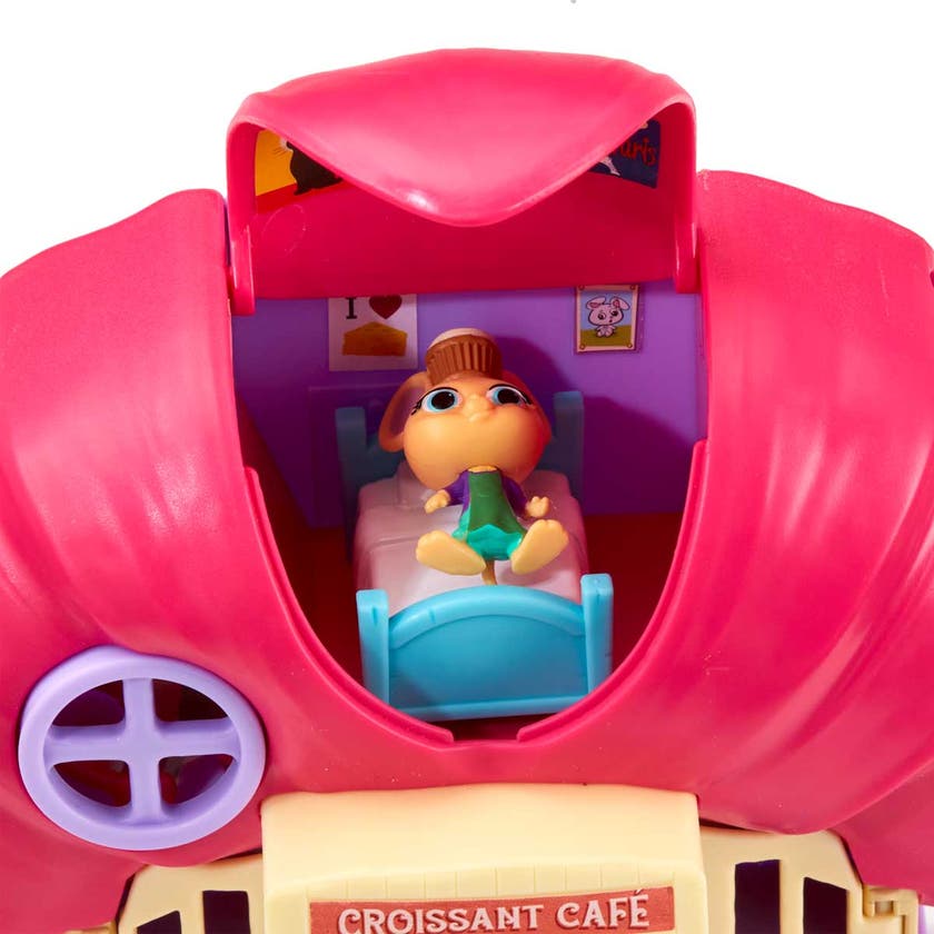 Mouse In The House, The Croissant Cafe